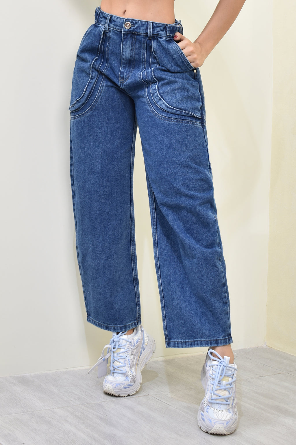 ESTILO BARREL "TENDENCIA" REF.BY264036