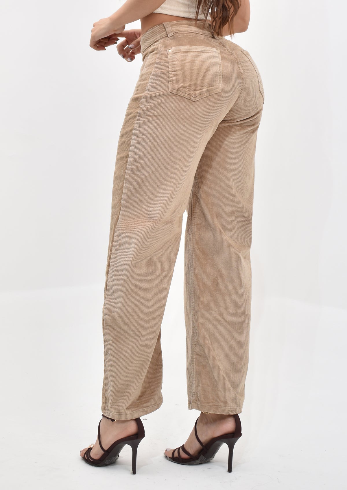ESTILO BARREL "TENDENCIA" REF. BY264022