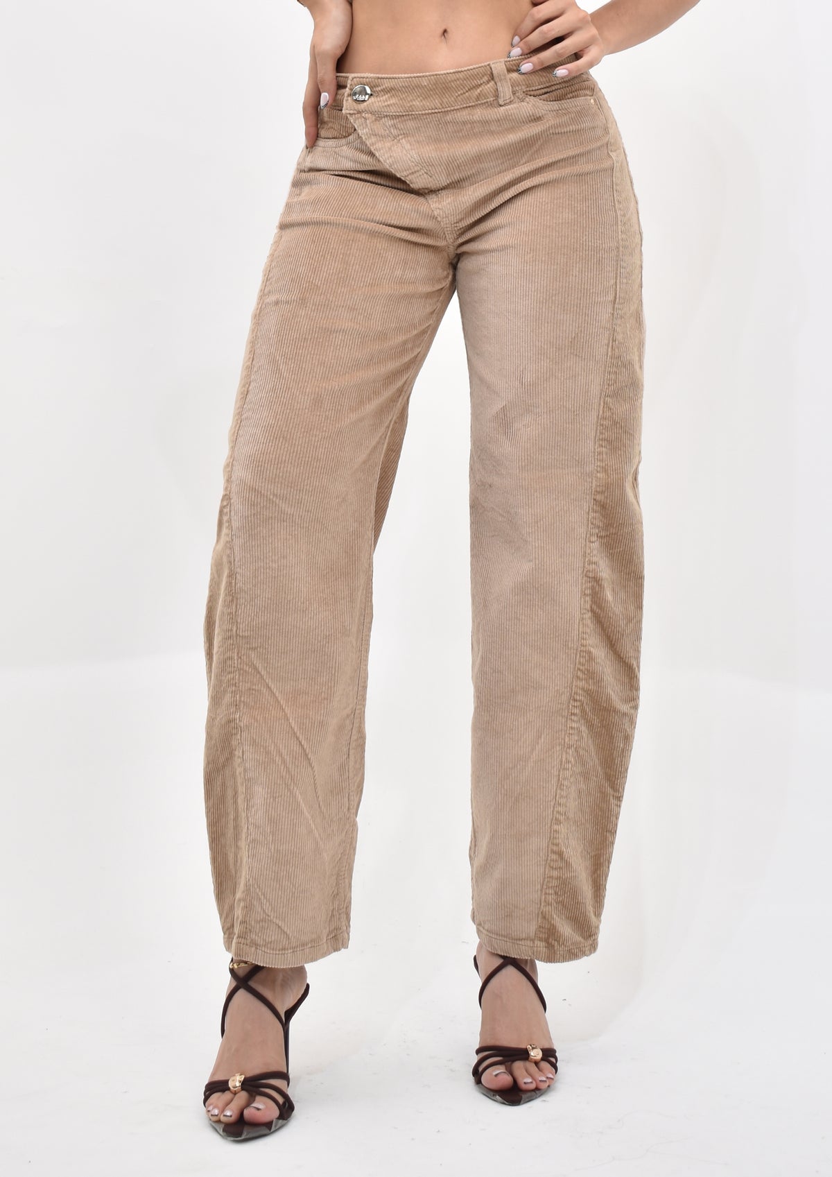 ESTILO BARREL "TENDENCIA" REF. BY264022